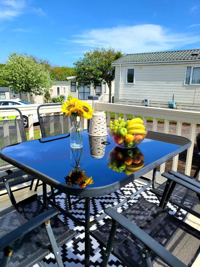 Luxury Woodland Retreat Holiday Home - Shorefield Country Park Downton  Luaran gambar